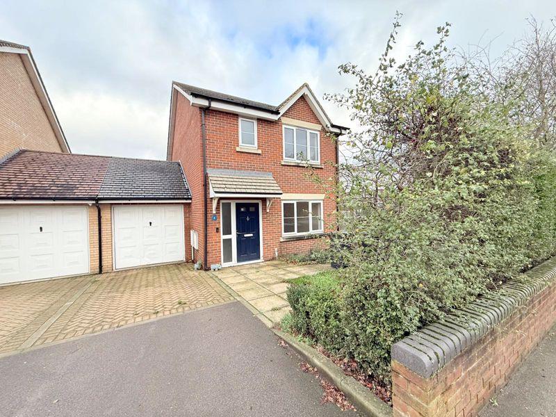 Rockfield Drive, Sundon Park Road, Luton 3 bed detached house - £1,650 ...