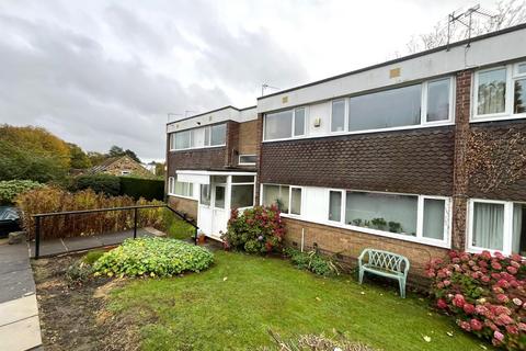 2 bedroom flat to rent, Lane End Court, Leeds, West Yorkshire, LS17