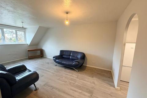 1 bedroom property to rent, Harrow Road, Wembley