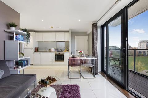 1 bedroom apartment to rent, 2 Jonzen Walk, London E14