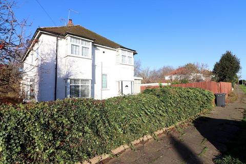 undefined, Luton LU4