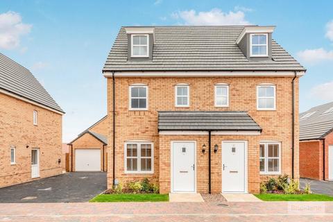 3 bedroom semi-detached house to rent, Overstone NN6
