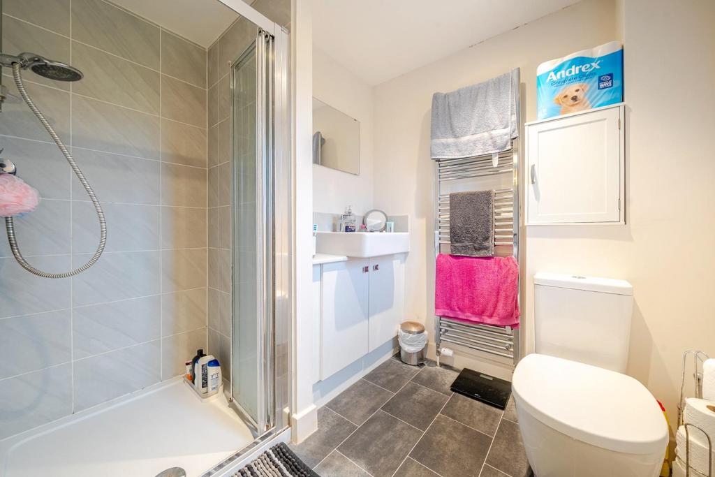 EN-SUITE.jpg