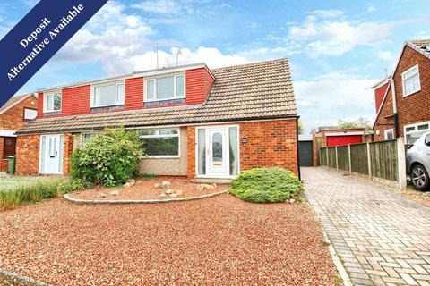 2 bedroom bungalow to rent, Urlay Nook Road, Eaglescliffe