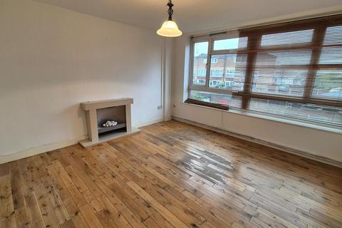 3 bedroom terraced house to rent, Guild Croft, Newtown