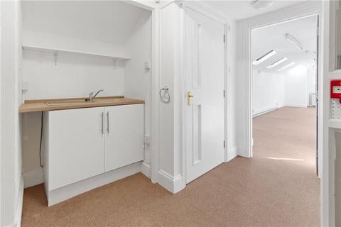 Office to rent, 2 High St Moreton In Marsh GL56 0AP