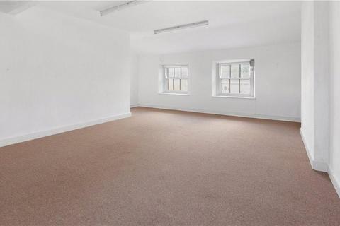 Office to rent, 2 High St Moreton In Marsh GL56 0AP