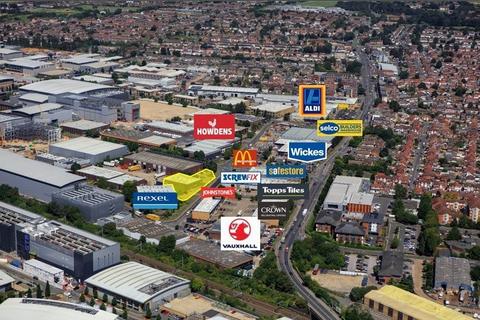 Warehouse to rent, 121 Yarmouth Rd Slough SL1 4HY