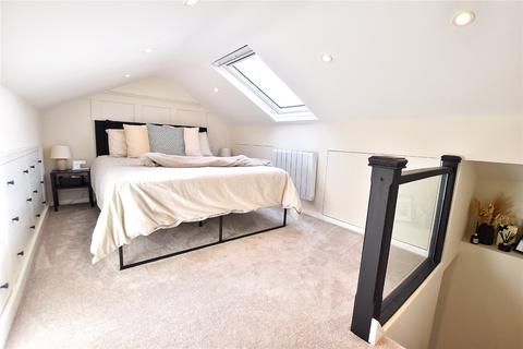 3 bedroom terraced house for sale, Clarendon Street, Lowerplace, Rochdale, Greater Manchester, OL16