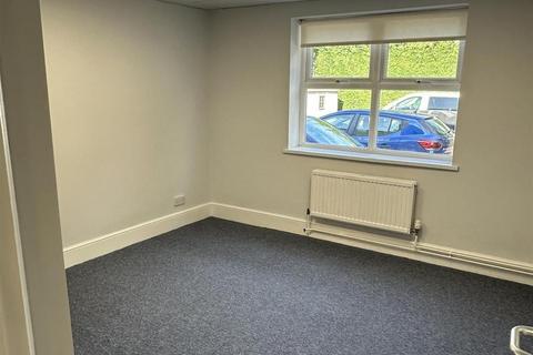 Office to rent, 4 Tongham Rd Farnham GU10 1PH