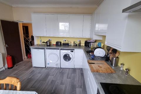 5 bedroom flat to rent, Bristol BS8