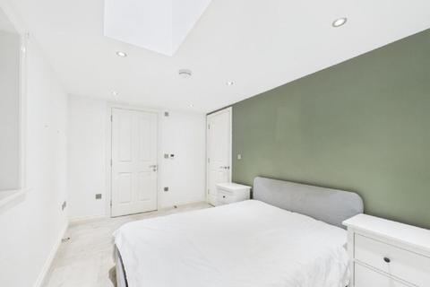 1 bedroom apartment to rent, St Mary's Gate, Lace Market, Nottingham NG1
