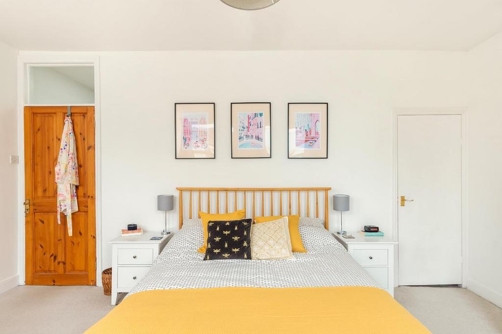 5 G6 STN - Bedroom F.jpg