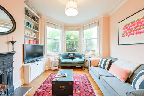 undefined, Kirkstall Avenue, N17, Tottenham, London, N17