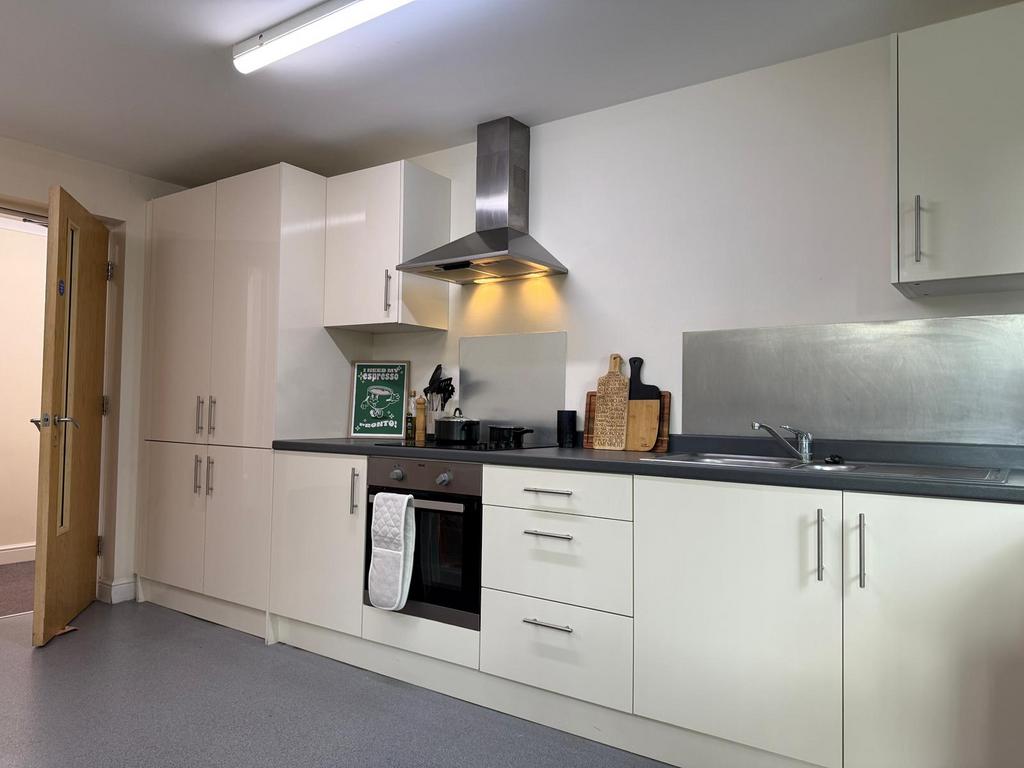 Longdales Lodge Kitchen 1.jpeg