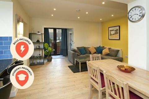 8 bedroom semi-detached house to rent, Filton Avenue, Horfield, Bristol, Gloucestershire, BS7