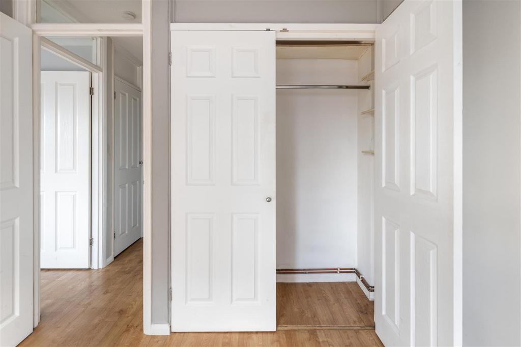 22 Lumley Court internals8.jpg