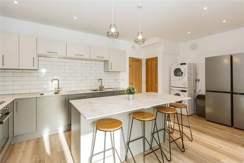 6 bedroom semi-detached house to rent, Wades Road, Filton, Bristol, South Gloucestershire, BS34