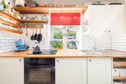 2 bedroom terraced house for sale, Albion Road, Easton
