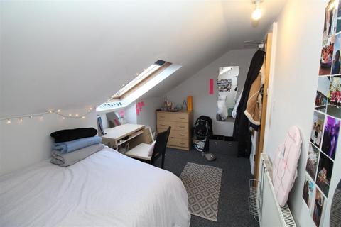 7 bedroom house to rent, Merthyr Street, Cardiff CF24