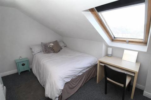 7 bedroom house to rent, Merthyr Street, Cardiff CF24