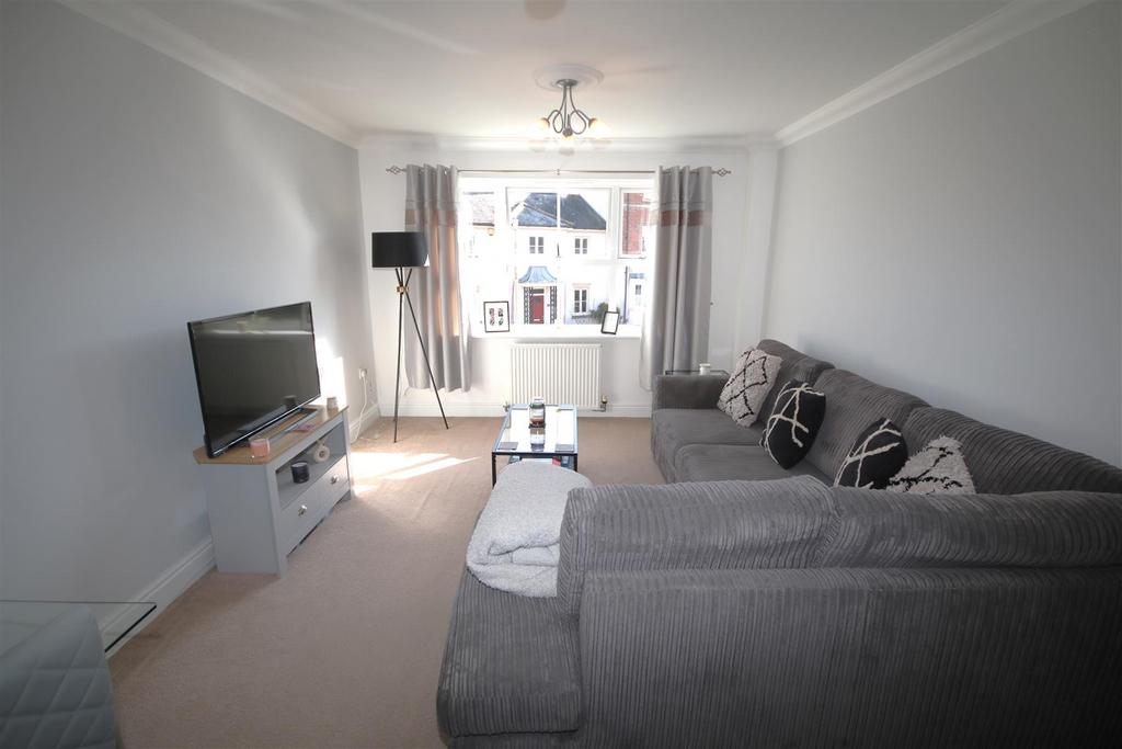 Living Room b.JPG