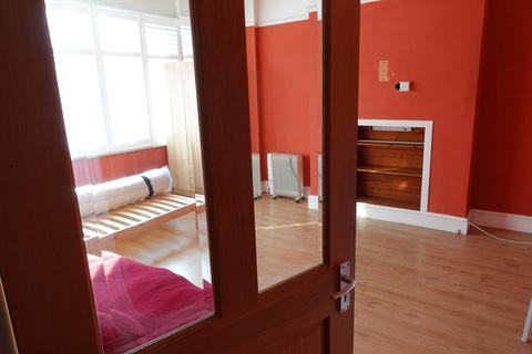 undefined, Blenheim Avenue, Ilford IG2