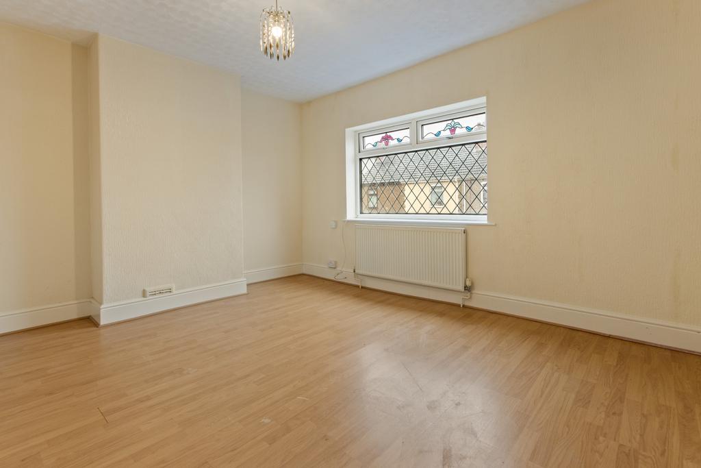 Front bedroom