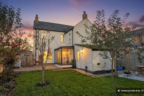 3 bedroom detached house for sale, Benwick Road, Doddington, PE15