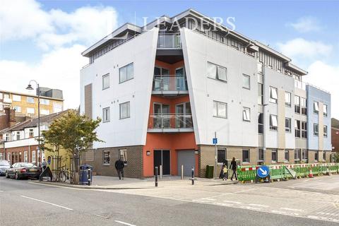 1 bedroom terraced house to rent, Fawcett Road, PO4