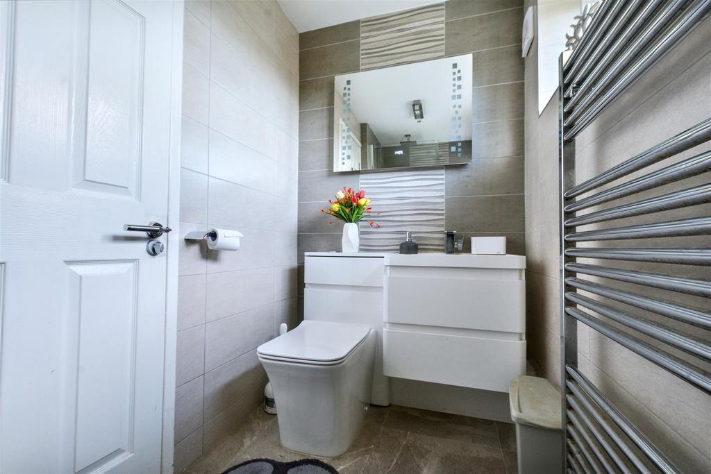 Shower Room 2.jpeg