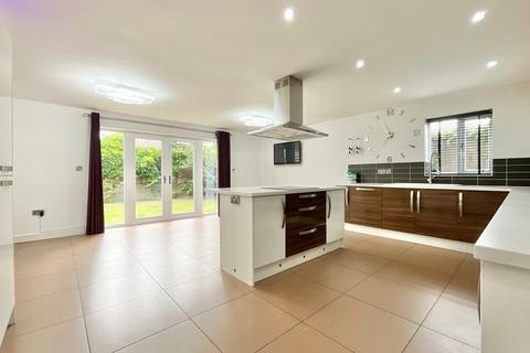 5 bedroom detached house for sale, Main Road, Crewe CW2