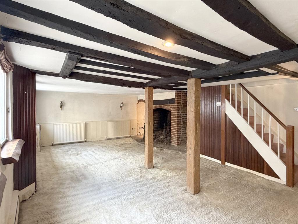 Sitting/Dining Room