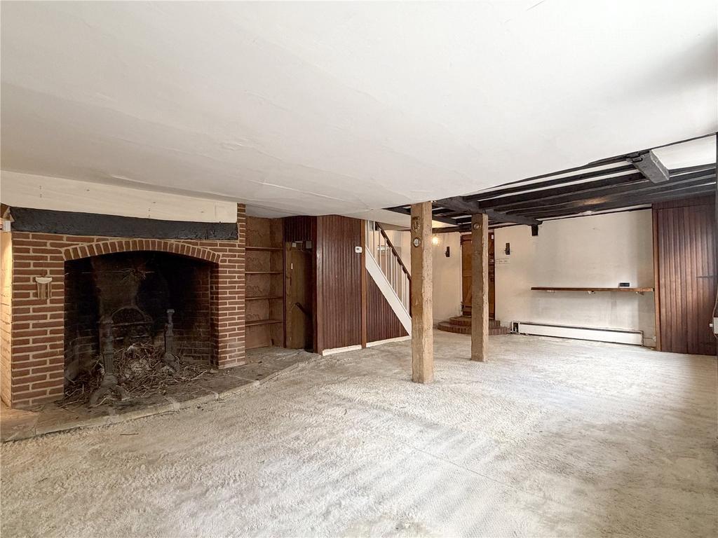 Sitting/Dining Room