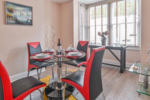 undefined, Manchester Road, E14, Isle Of Dogs, London, E14