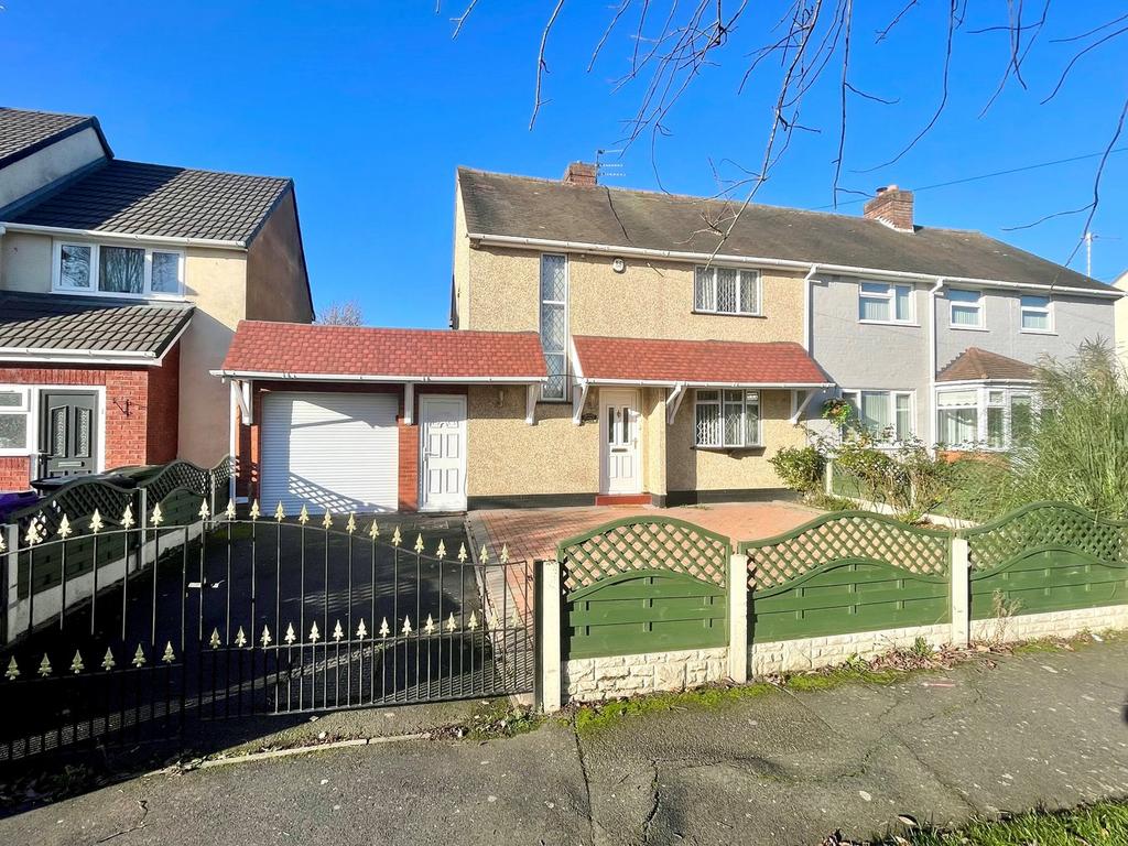 Fairway Green, Bilston, WV14 3 bed semi-detached house for sale - £229,000
