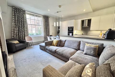 2 bedroom apartment to rent, Heworth Croft, York