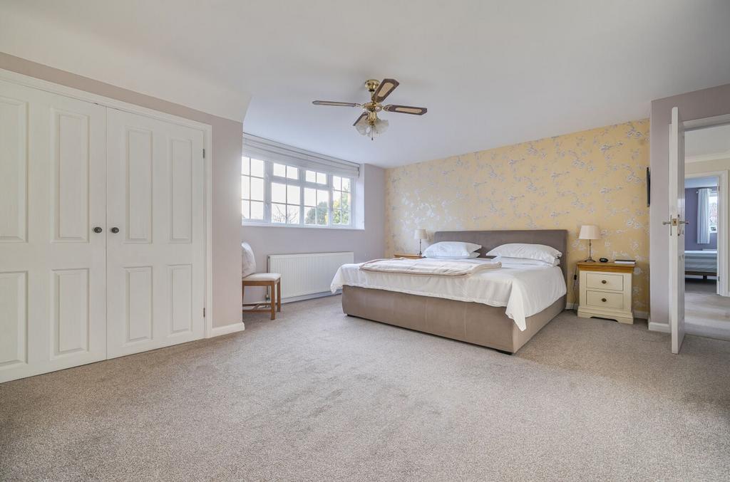 Principal bedroom