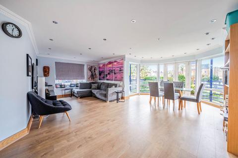 3 bedroom apartment for sale, Richmond Road, Kew Court Richmond Road, KT2