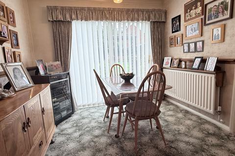 2 bedroom bungalow for sale, Southfield Road, Duston, NN5 6HJ