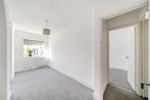 undefined, Langthorne Road, London