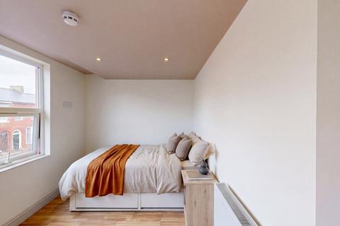 7 bedroom house to rent, Whitby Road, Manchester M14