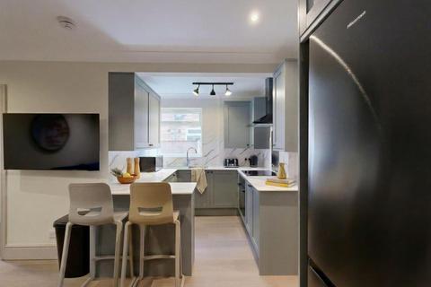 5 bedroom house to rent, Talbot Road, Manchester M14