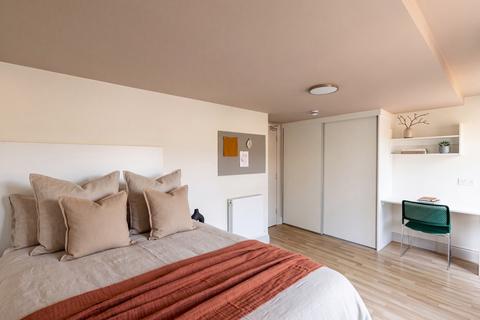8 bedroom house to rent, Whitby Road, Manchester M14