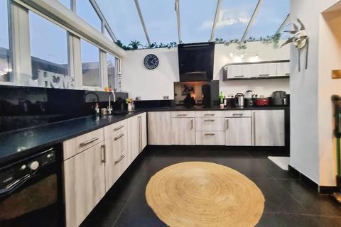 4 bedroom detached house for sale, Leverstock Green Road, Hemel Hempstead HP3