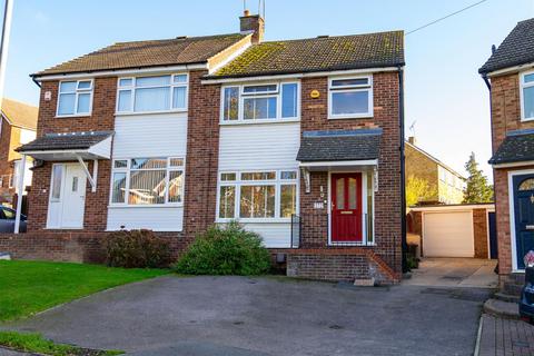 3 bedroom semi-detached house for sale, Outwood Common Road, Billericay CM11
