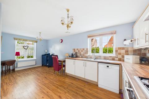 4 bedroom detached house for sale, Bunting Drive, Leighton Buzzard, LU7