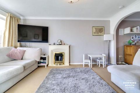 3 bedroom semi-detached house for sale, Wolsey Road, Lichfield WS13