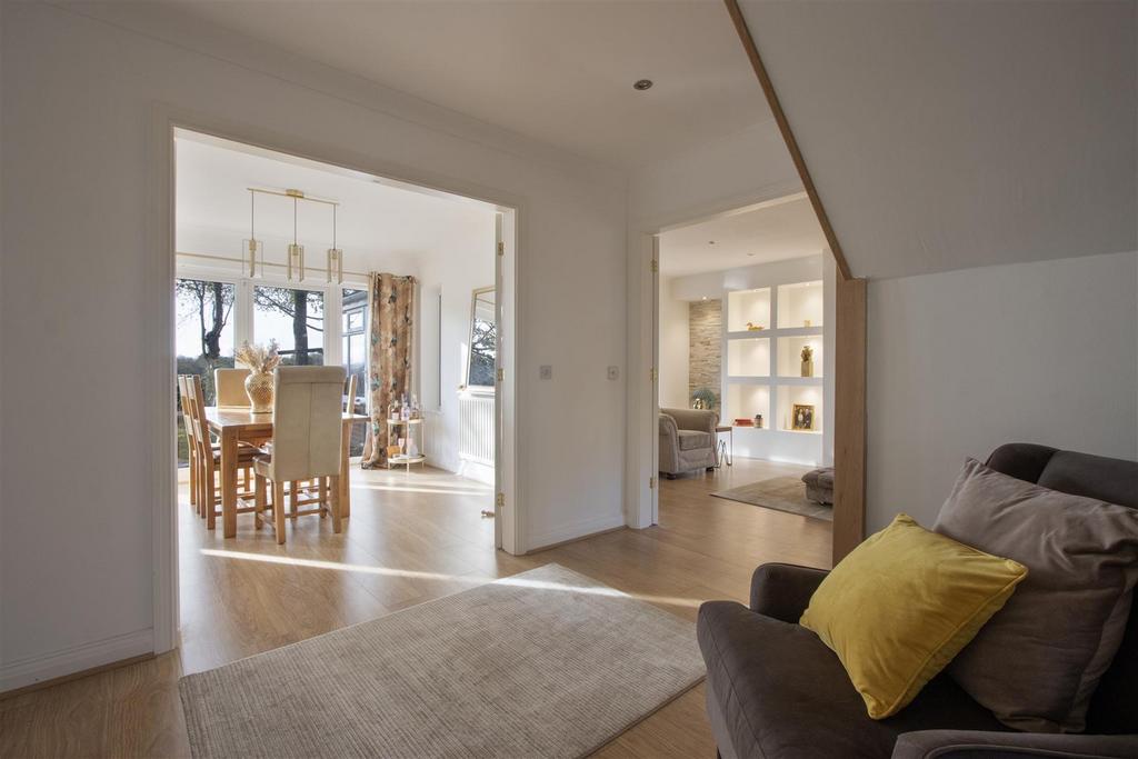 Spacious Entrance Hall