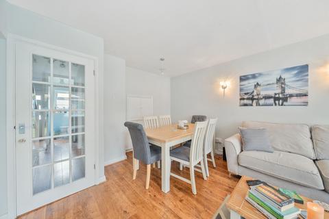 3 bedroom end of terrace house for sale, Westbury Close, Shepperton, TW17